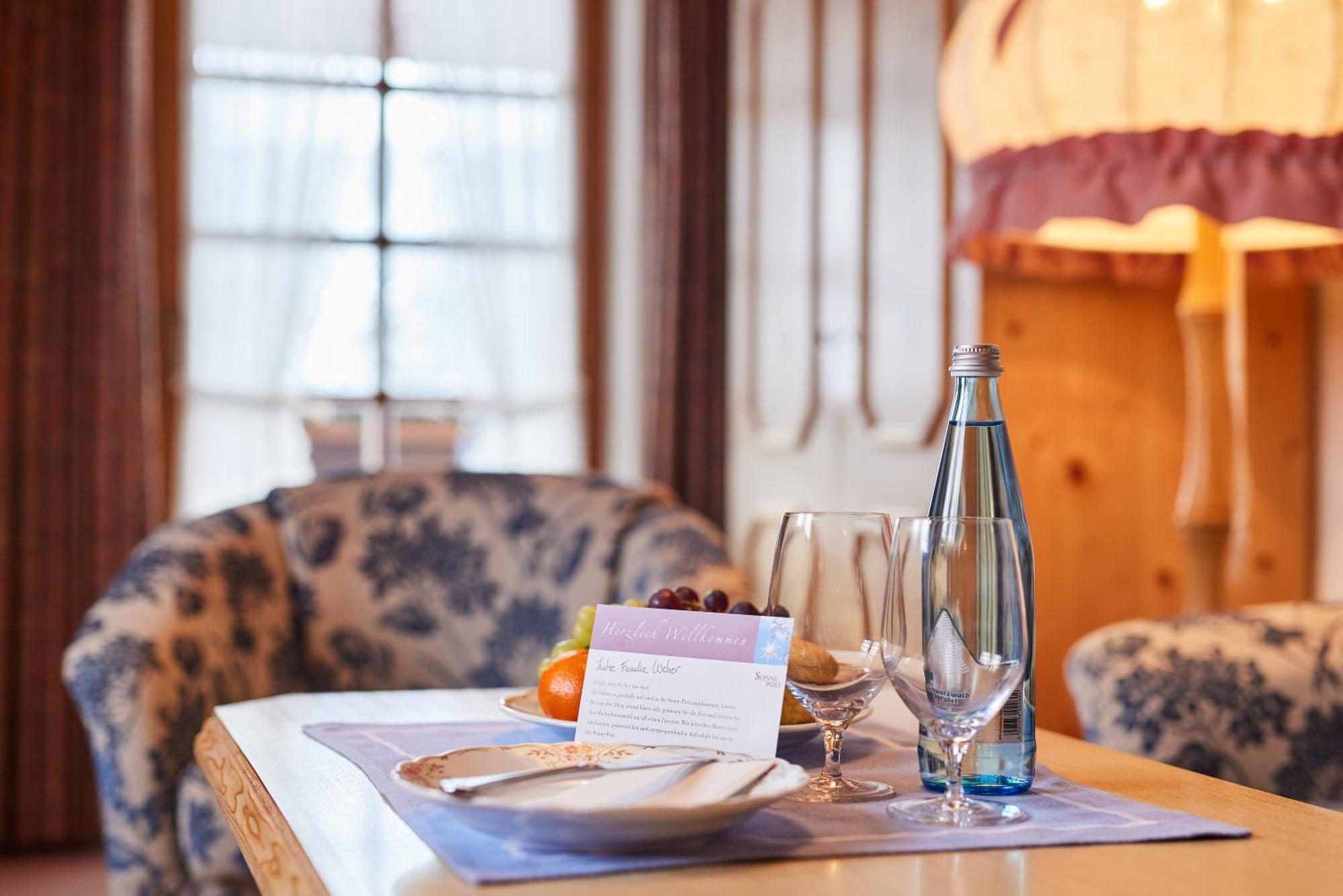 Hotel Sonne Post Mit Schwimmbad Titisee-Neustadt Eksteriør billede